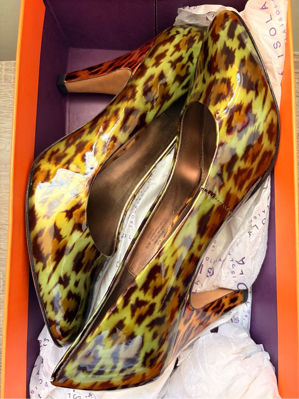 Isola Shoes Heels Cheetah Print Pumps Tan Brown Chain Animal Leopard Print